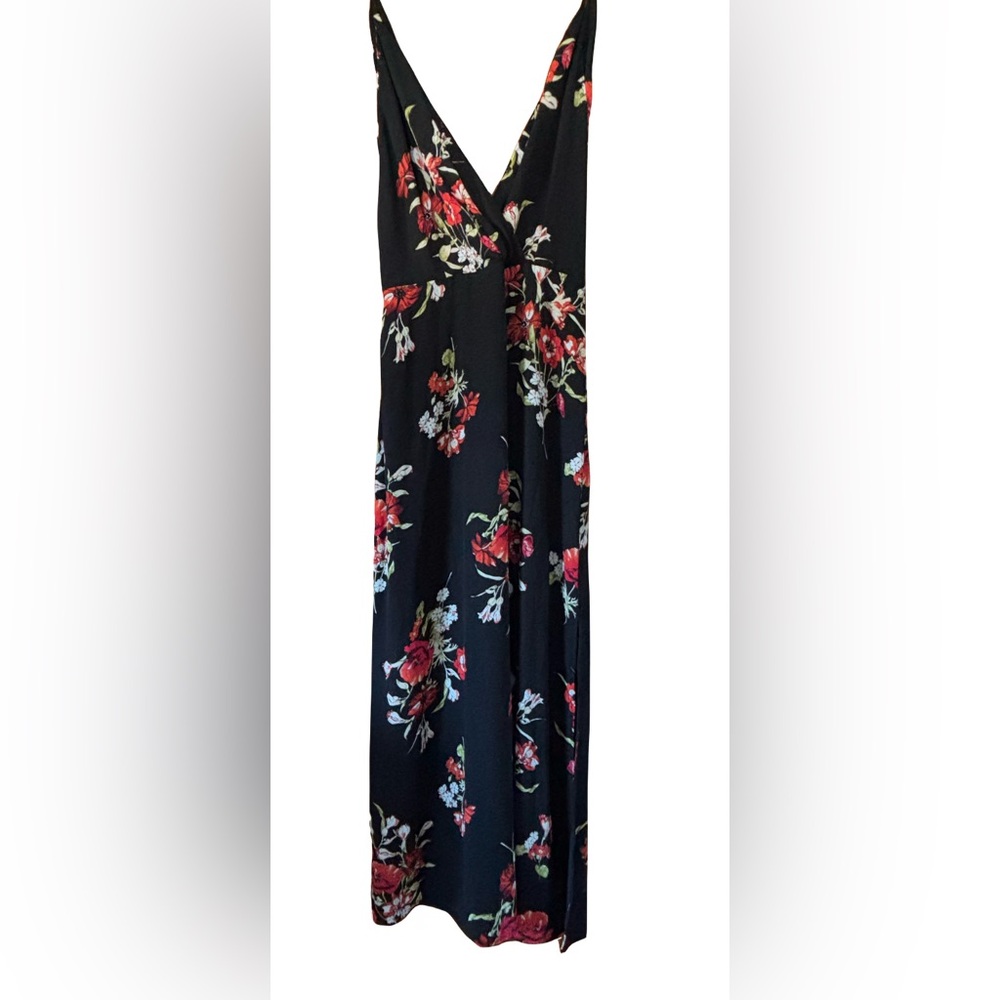 Lush Black Floral V-Neck Maxi Dress